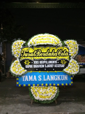 Papan Bunga Duka di Mogolaing